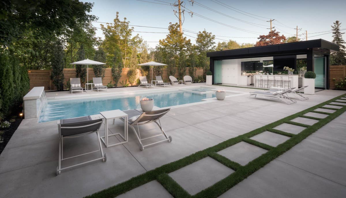Stamped concrete pool deck