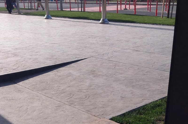 Akasya Shopping Mall landscaping with stamped concrete paving