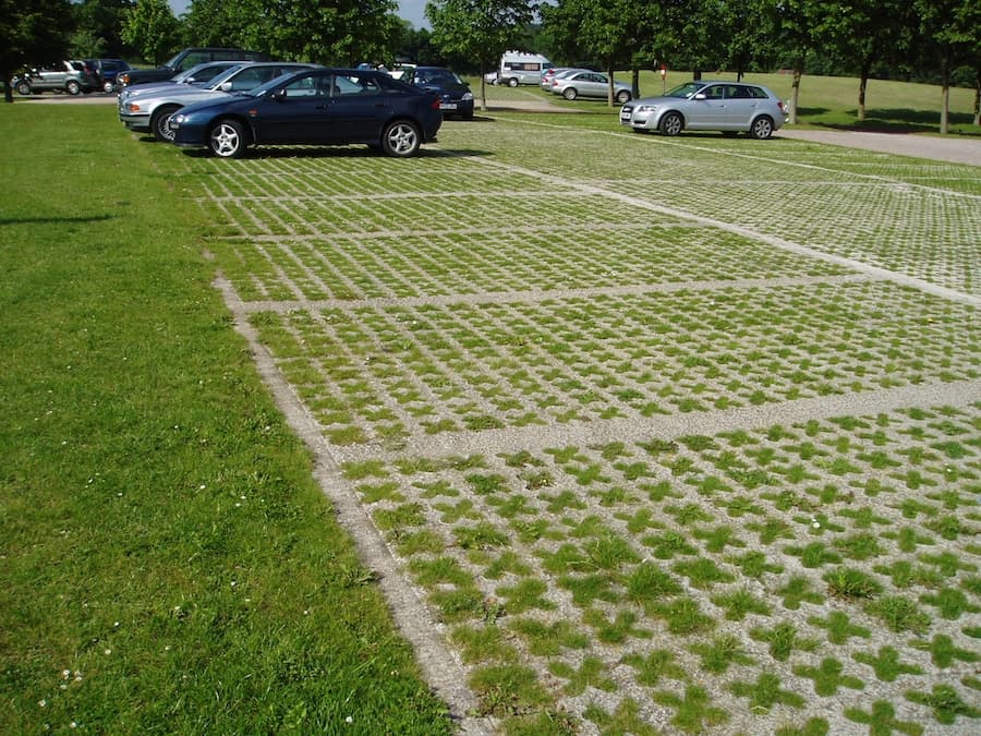Car park bay markings